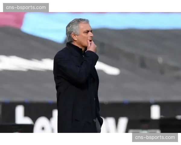 联盟考虑在新劳资协议中引入“第二土豪线”,进一步限制豪强球队 联盟考虑在新劳资协议中引入“第二土豪线”,进一步限制豪强球队