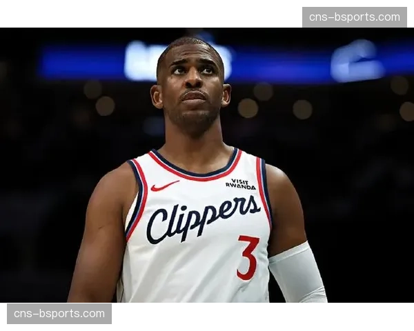 保罗发梗图嘲讽快船淘汰，社交媒体引发热议